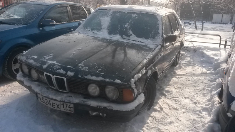 моя семерка (735i)