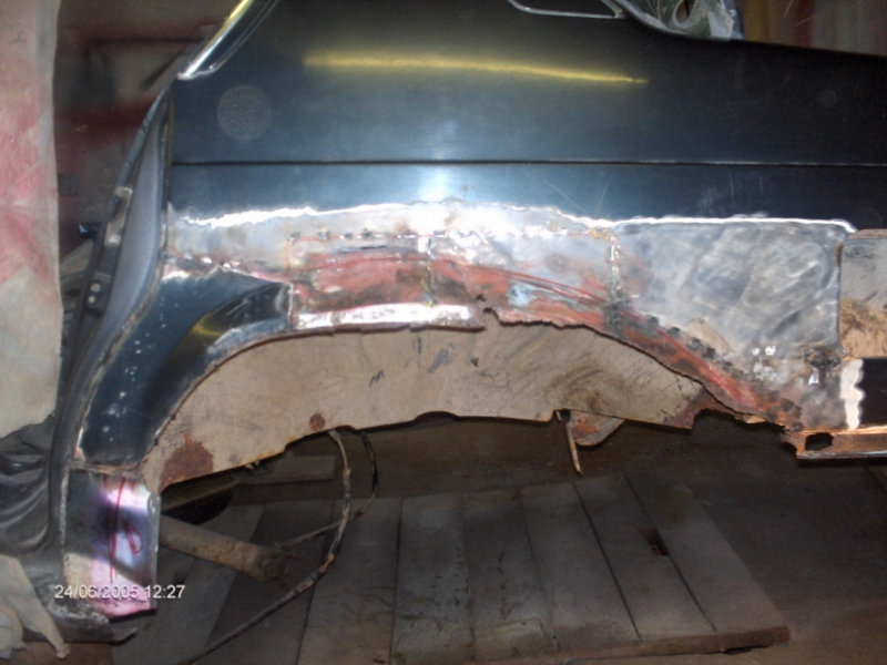 левое заднее крыло (или то что от него осталось)