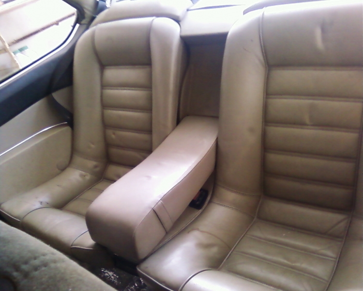 задок салона