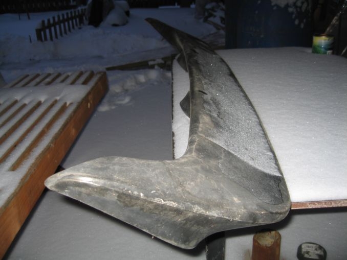 спойлер Zender