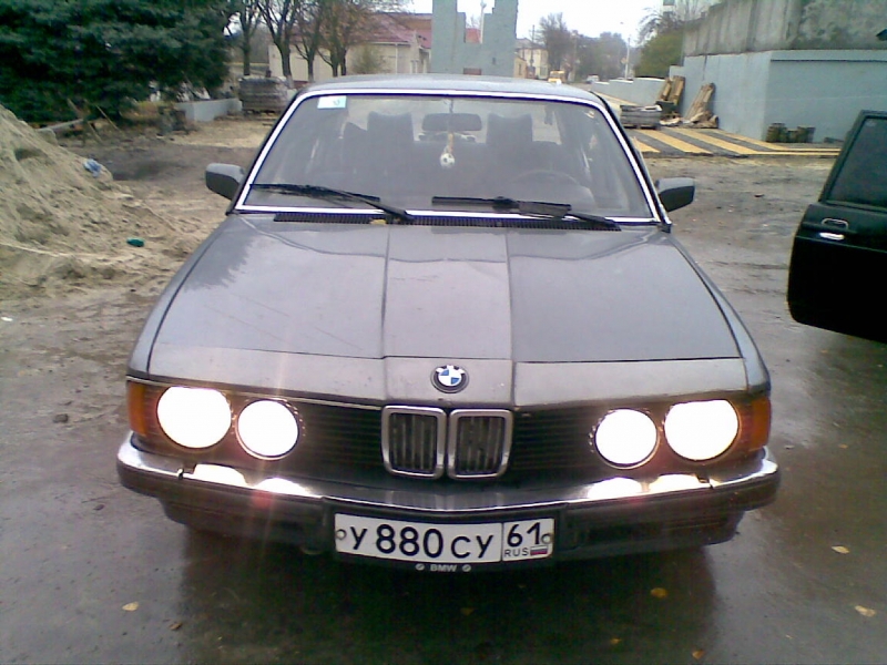 BMW 728i