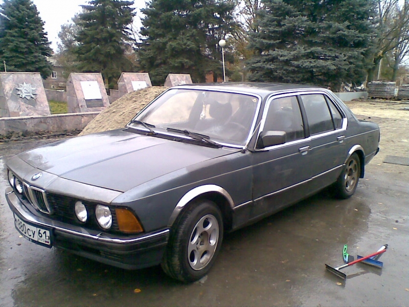 BMW 728i