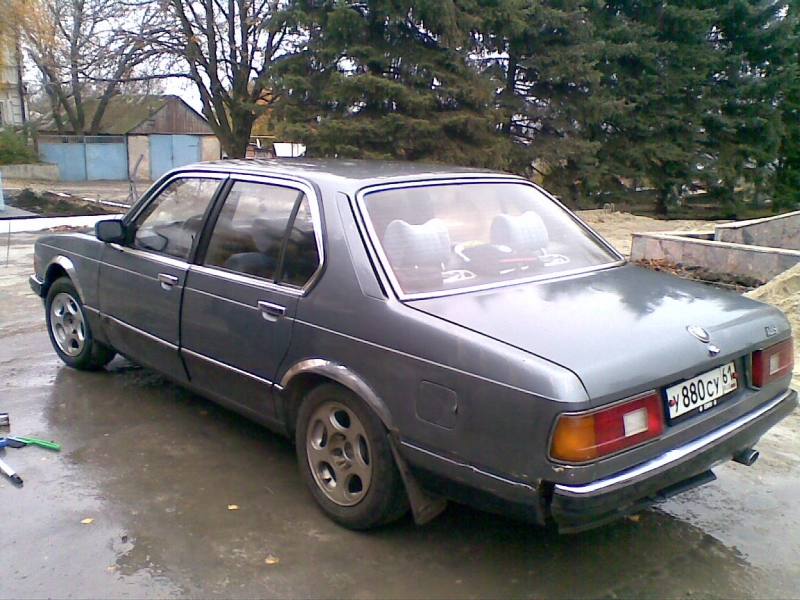 BMW 728i