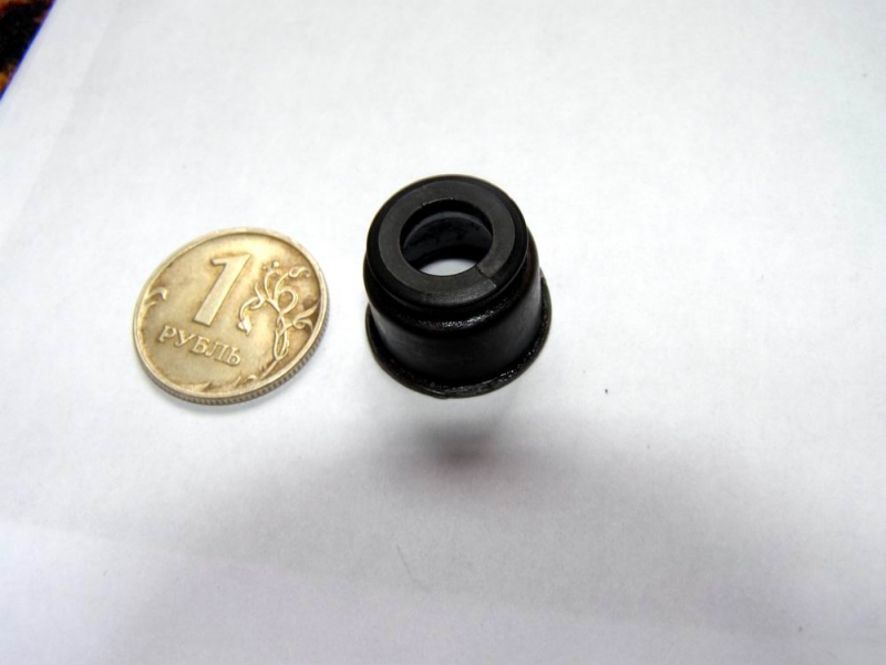 От чего это колечко???