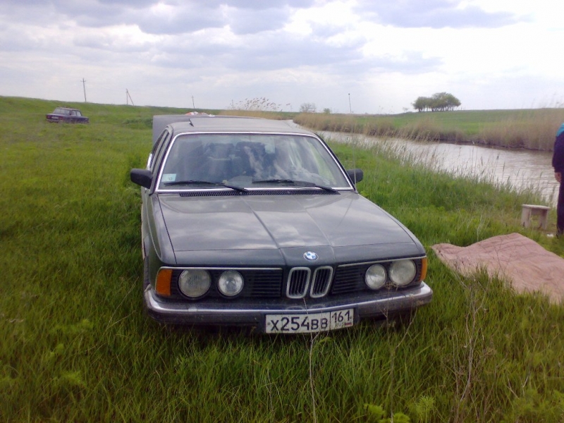 732i