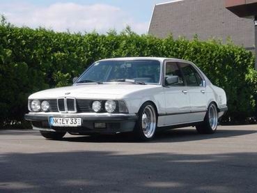 Белий Бумер 735i