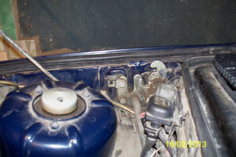 Язычок сбоку