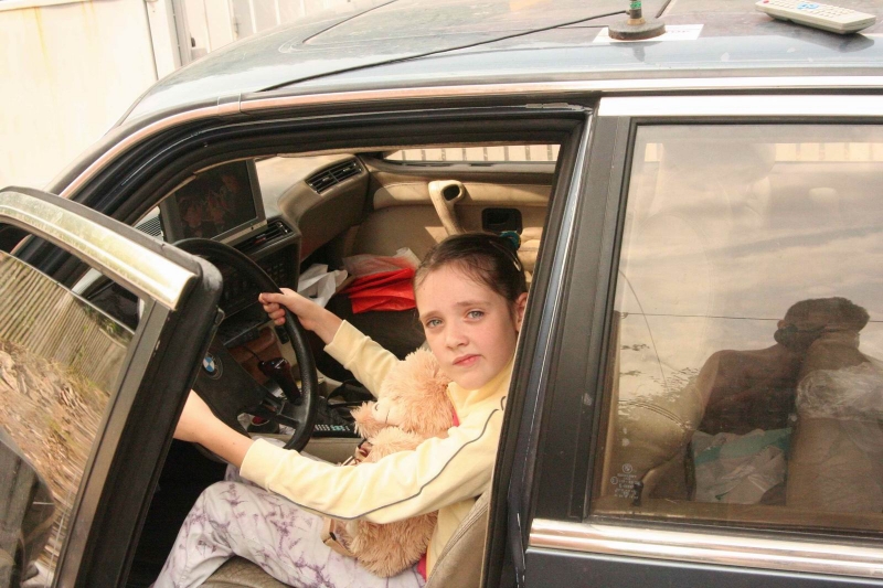 тоже любит бмв, но втотьи больше((