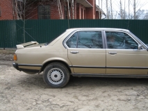 РОМАН 735