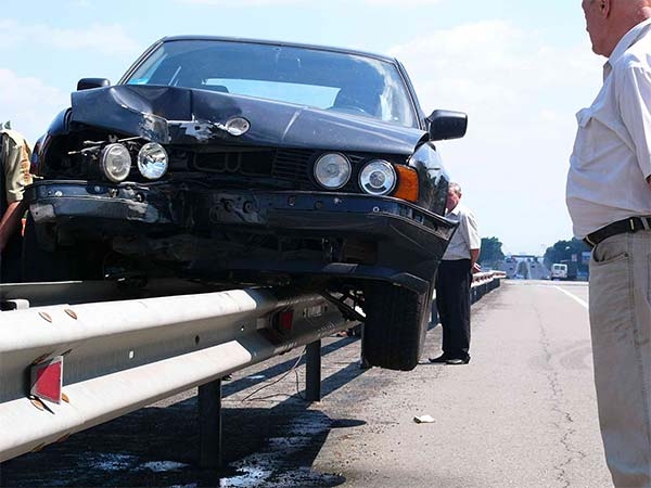 БМВлетчик))4