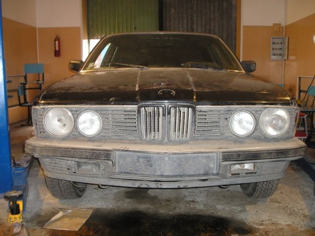 BMW 728iA