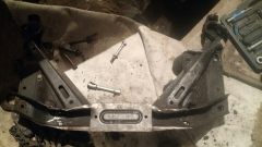 ередняя балка bmw e23